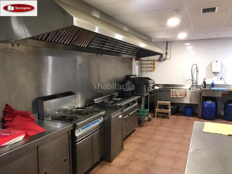 Foto db7a9144-7afe-40dc-97cb-44283009ca3a. Alquiler local comercial restaurante c3 en traspaso en Barcelona