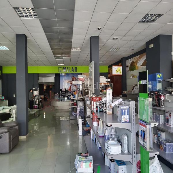 Foto 96886380-1c3f-4415-b9dc-127834fd2579. Alquiler local comercial edificiolocal en venta en Carpio (El)