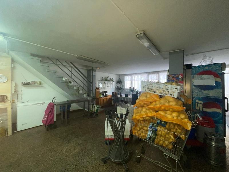 Foto cfcf9d5e-ecfb-438e-8868-218fb936134c. Local commercial dans Llatí Santa Coloma de Gramenet