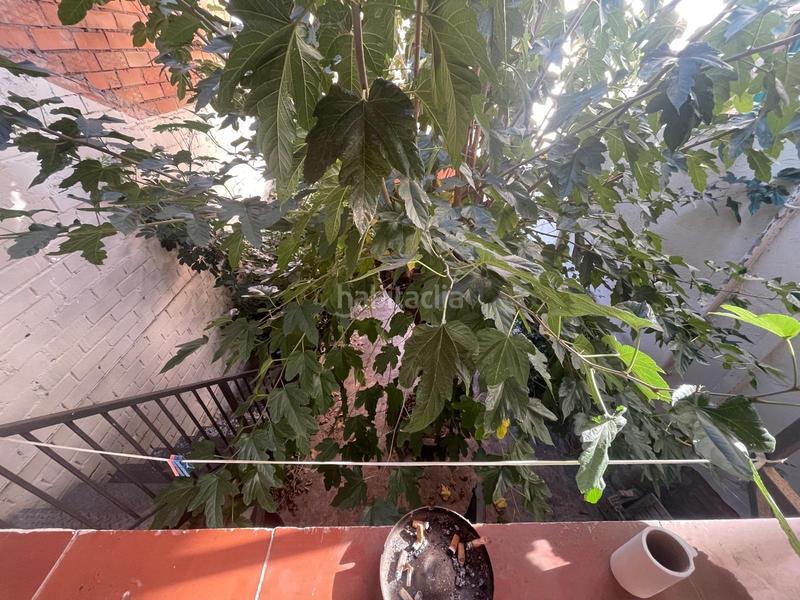 Foto e996c8e8-f039-4bc1-87d5-38adf1f8f81a. Alquiler local comercial local junto iglesia mayor en Santa Coloma de Gramenet
