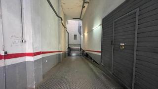 Posto auto in Riu Nord. Parking en calle mayor
