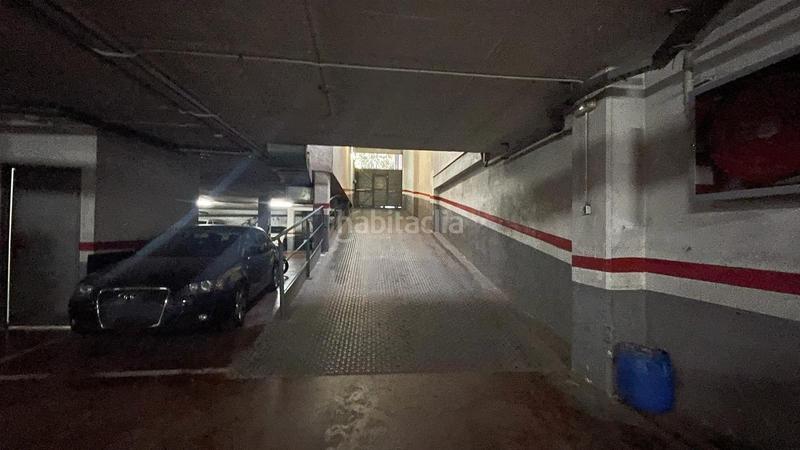 Foto a5207c66-2c3e-4167-aeaf-abda0f9cfb91. Parking coche parking en calle mayor en Riu Nord Santa Coloma de Gramenet