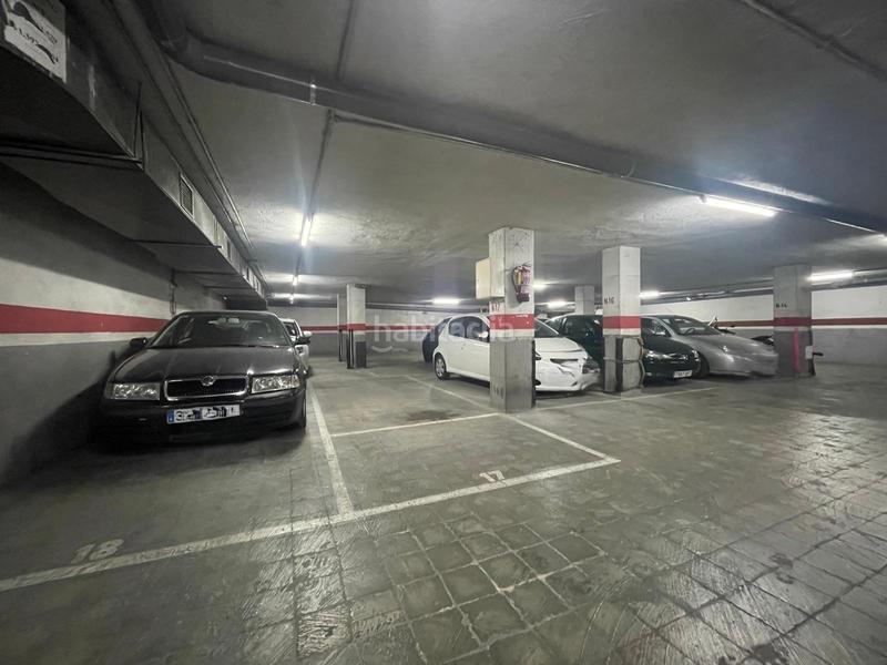 Foto 59dc1cba-0e4f-44da-98d1-a975d897d1ab. Car parking in Fondo Santa Coloma de Gramenet