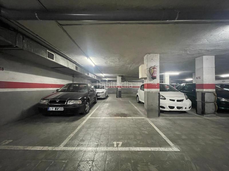 Foto 88f67952-0b1f-4be3-86e1-d9bd3ed63855. Car parking in Fondo Santa Coloma de Gramenet