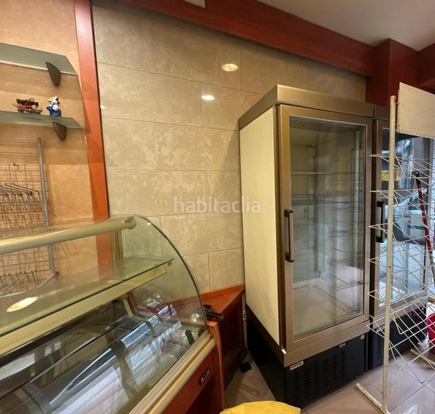 Foto 4179782c-d2d2-4c6e-9aa3-9f8ae8b84753. Local commercial dans Centre Santa Coloma de Gramenet