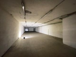 Local Comercial a Can Mariner. Local en calle magallanes