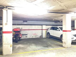 Posto auto in Can Mariner. Plaza de parking junto calle irlanda