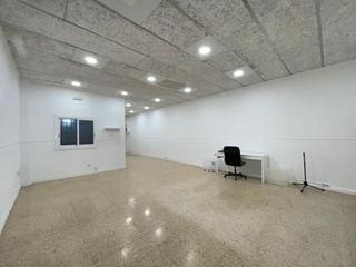Lloguer Local Comercial a Can Mariner. Local en can mariner