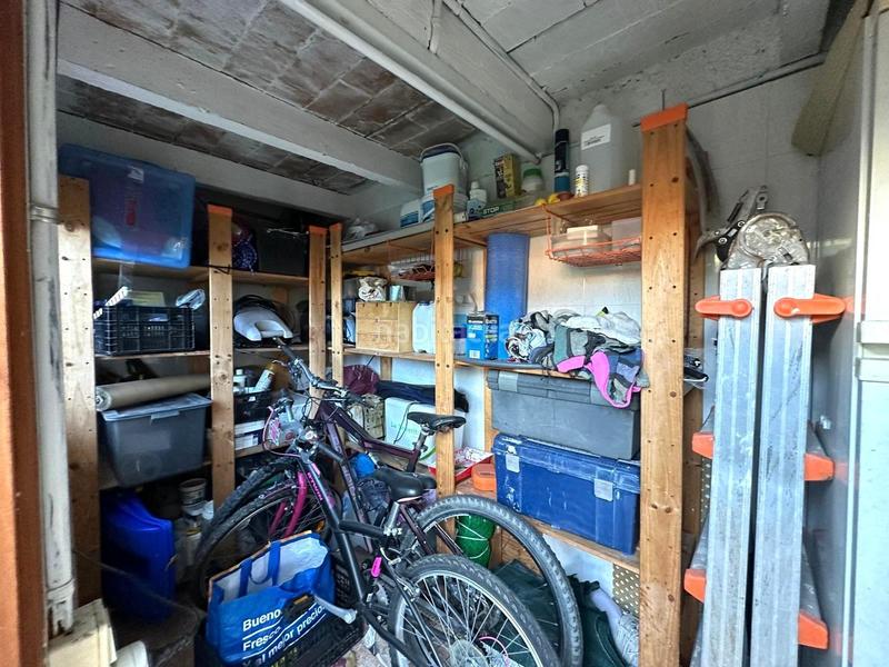 Foto 238519fe-5b5c-43fa-846f-6c0a96060811. Casa amb calefacció a Montgat