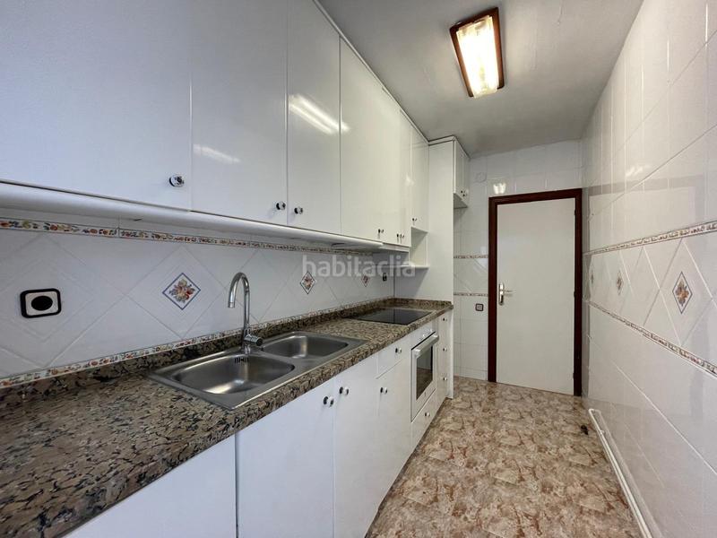 Foto e9a13a81-3f1c-44ec-91d8-6847217441e2. Piso  junto calle irlanda en Fondo Santa Coloma de Gramenet
