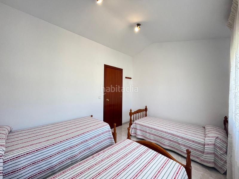 Foto 3e6b67a9-aa62-4fc2-9c59-9f06769f7630. Casa amb aparcament a Creixell