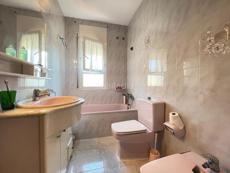 Foto cb8f65b8-2170-4a89-b227-be3e613e4d53. Casa amb aparcament a Creixell