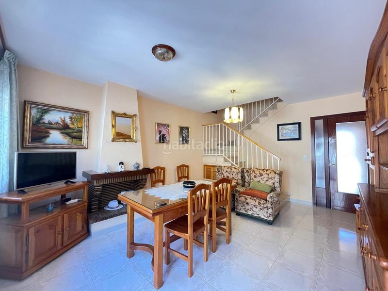 Foto dba96d20-886a-41f5-a6f5-0119d813e452. Casa amb aparcament a Creixell