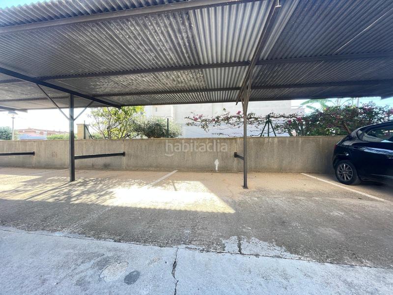 Foto ee5c9c5e-ca71-49fc-af3d-c122b5318962. Casa amb aparcament a Creixell