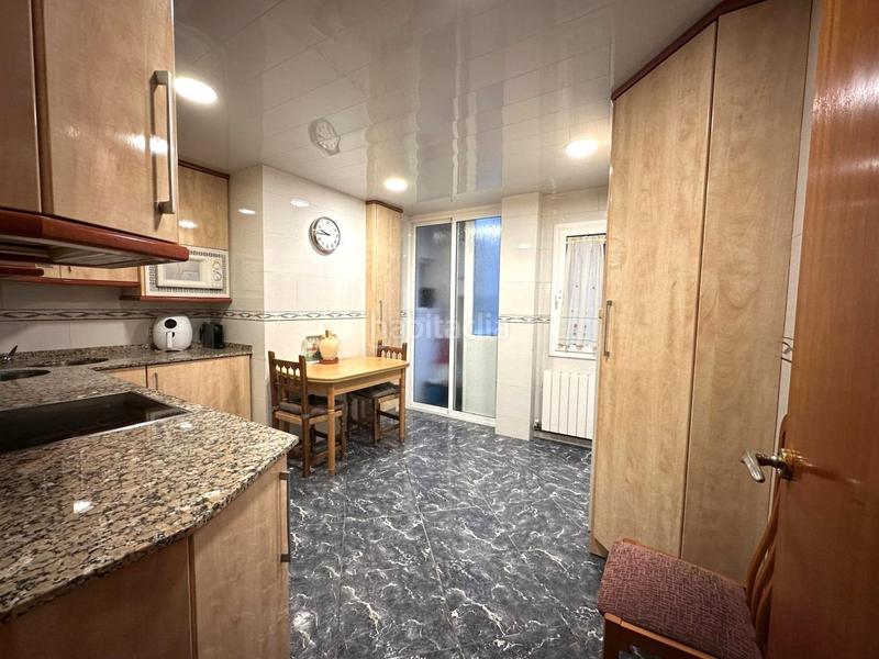 Foto ffa545ce-4db5-4ae5-abbb-f86c21acfb6a. Appartement avec chauffage parking dans Sistrells Badalona