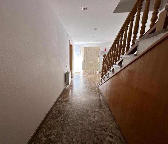 Foto b644a82f-68ad-4361-a1da-deff73f019ce. Casa  en calle genova en Llatí Santa Coloma de Gramenet