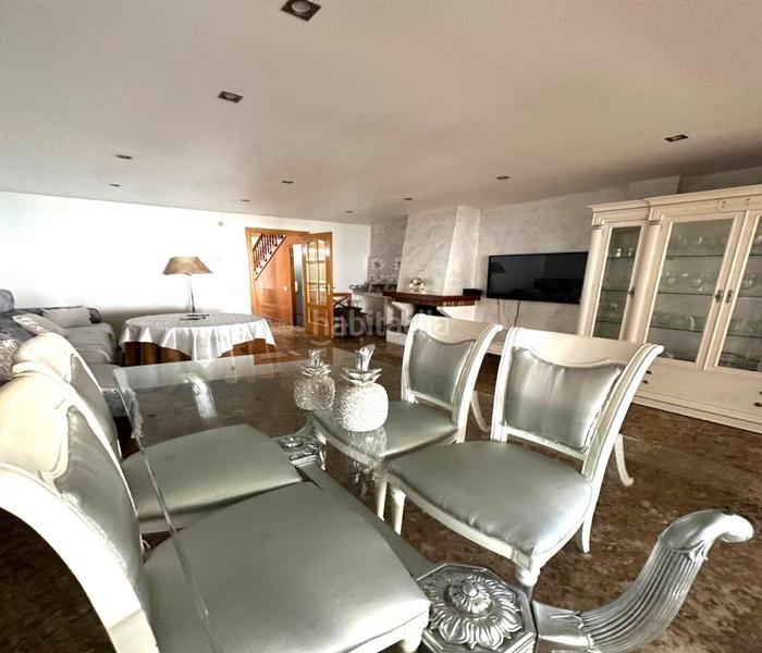 Foto c2046d7e-6355-4145-a3ef-0eff296ae930. Casa  en calle genova en Llatí Santa Coloma de Gramenet