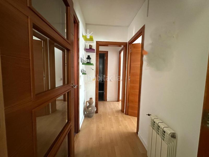 Foto 1b0627e2-60e8-405b-992d-582646a5684f. Pis amb calefacció a Centre Santa Coloma de Gramenet