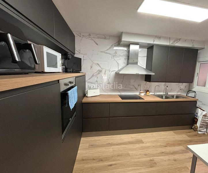 Foto 640aa536-723f-4e74-9627-4dd80982ff50. Pis amb calefacció a Centre Santa Coloma de Gramenet