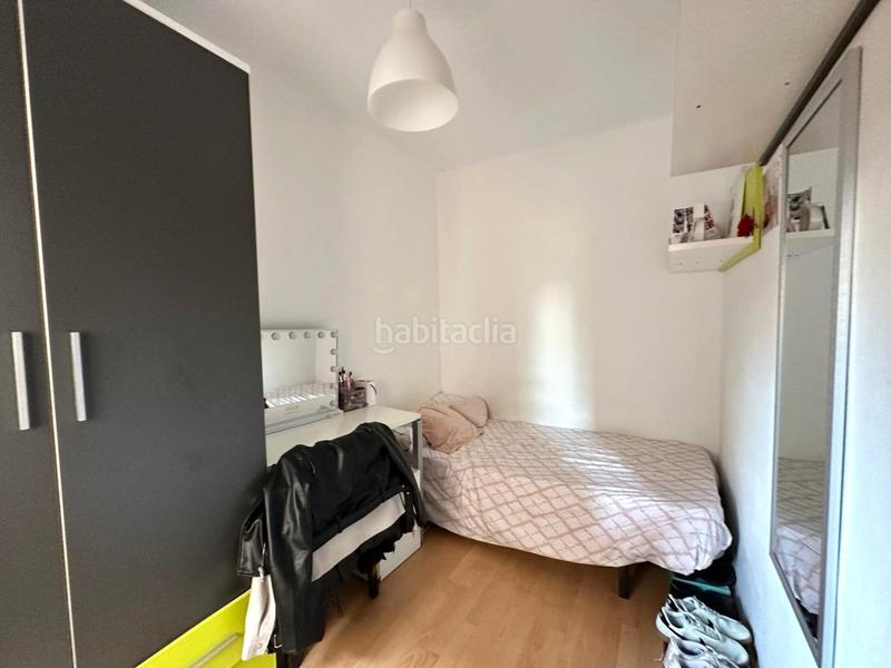 Foto abf849ed-495f-4409-9bf2-7cf4ee2256d5. Pis amb calefacció a Centre Santa Coloma de Gramenet