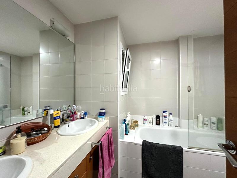 Foto c1a19f6a-de55-4b97-acb5-97ca0490da7d. Pis amb calefacció a Centre Santa Coloma de Gramenet