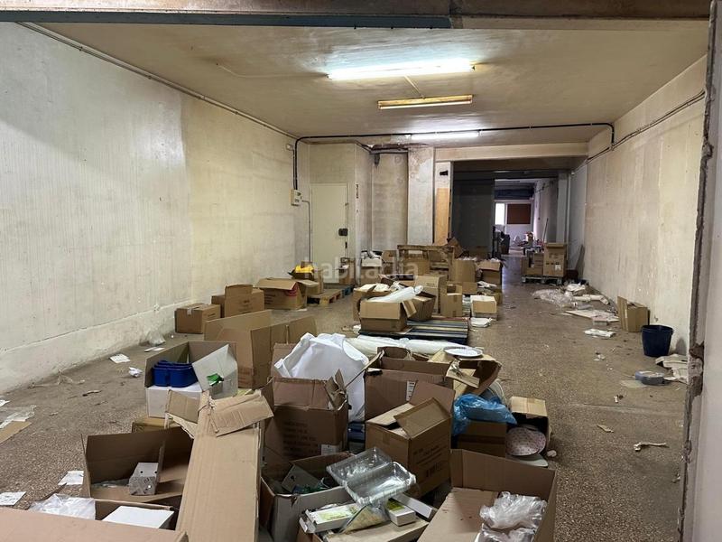 Foto 34835149-45c5-4b61-a50a-3f50f3a1cb9c. Local comercial local en circunvalacion en La Salut Badalona