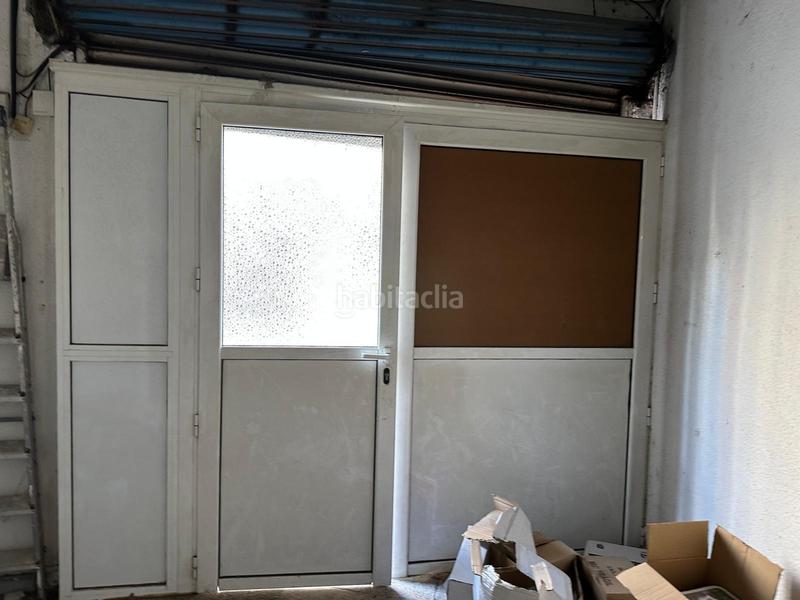 Foto 6d68b797-1640-49a1-8dfe-a9a552f49c63. Local comercial local en circunvalacion en La Salut Badalona