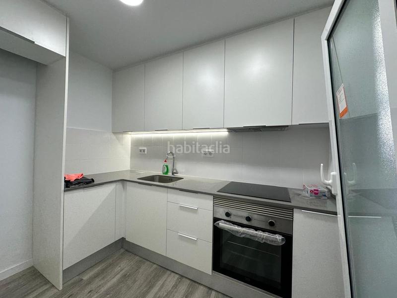 Foto 4c588e12-c210-4eab-95e0-8aa140a527ee. Studio dans Santa Rosa Santa Coloma de Gramenet