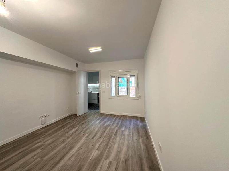 Foto f75de1a1-f8de-4bb1-bdfe-45cae0a7023b. Studio dans Santa Rosa Santa Coloma de Gramenet