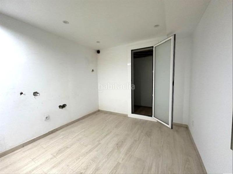 Foto 0bb73814-2a4a-4cb4-9b95-d1914ab5a7f6. Monolocale in Singuerlín Santa Coloma de Gramenet