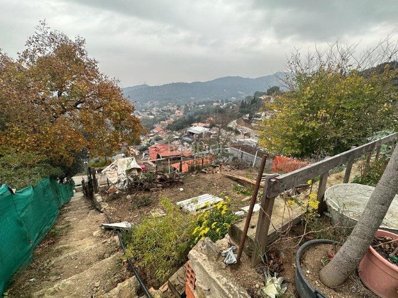 Foto 7cd05d60-a613-4905-aaf6-f16d22fdd2e2. Casa a Reixac - Vallensana Baixa Montcada i Reixac