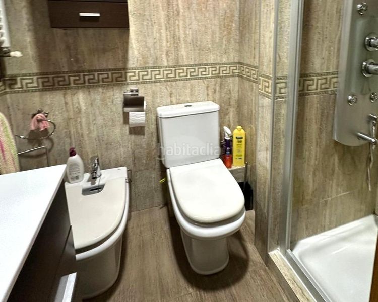 Foto 668f1c25-50e2-44d1-a2f5-e01ab7be37b5. Pis a Sistrells Badalona