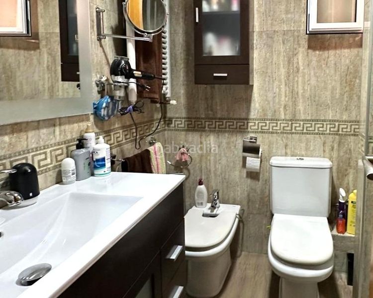 Foto ac2f5ac5-ed90-4f10-942e-c2bd5747598a. Pis a Sistrells Badalona