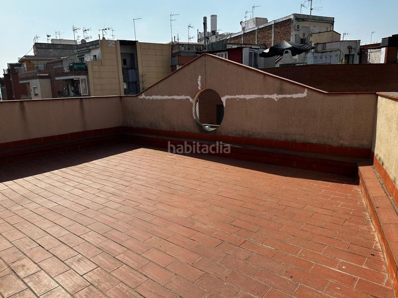 Foto a860be4f-c75b-4ac3-be71-c537f015477a. Edificio oportunidad de inversión en edificio en la Trinitat Vella, 500.000 en Barcelona