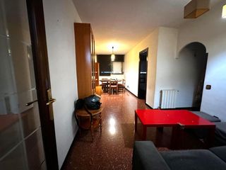 Piso en El Raval. Acogedor piso en santa coloma de gramanet  riu sud por 174,500