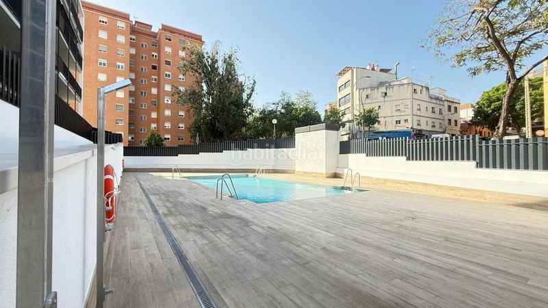 Foto df4c2e43-3bca-420d-9a46-00e254b63d1e. Affitto appartamento con piscina in Lloreda Badalona