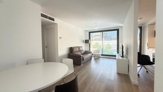 Rent Flat in Lloreda. Moderno piso en alquiler enlloreda badalona  1600