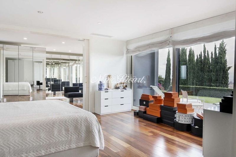 Foto 74d47e14-1820-4be3-a788-922372ad99d7. Casa amb calefacció aparcament piscina a Sarrià Barcelona