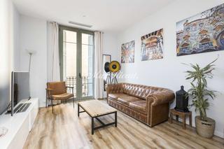 Piso en Dreta de l´Eixample. Fantástico piso al lado de arc de triomf con licencia turística
