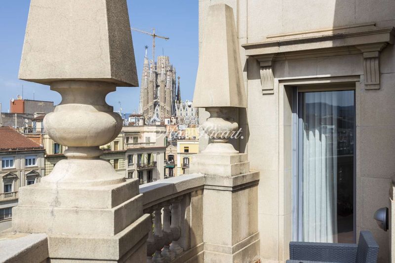 Foto 7b249b87-477b-4681-be74-696e65c8d720. Ático impresionante ático con piscina y vistas 360 sobre la ciudad en el eixample derecho 284m en Barcelona