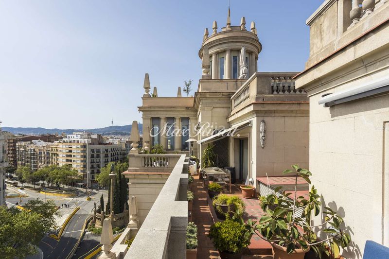 Foto 9b8c43c5-98b0-41ae-9ae3-61401d5aa6c8. Ático impresionante ático con piscina y vistas 360 sobre la ciudad en el eixample derecho 284m en Barcelona