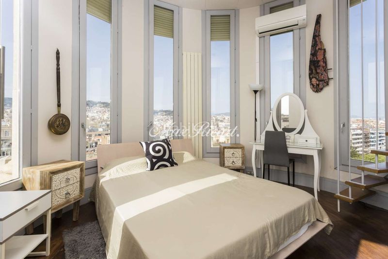 Foto a9f8fbec-dd32-452c-824a-f1630c0ab1d6. Ático impresionante ático con piscina y vistas 360 sobre la ciudad en el eixample derecho 284m en Barcelona