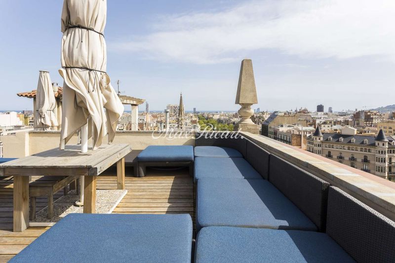 Foto d829d90f-bf6e-4b6e-9a56-06b69d03cfe7. Ático impresionante ático con piscina y vistas 360 sobre la ciudad en el eixample derecho 284m en Barcelona