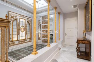 Piso  N/a. Imponente propiedad junto a paseo de gracia
