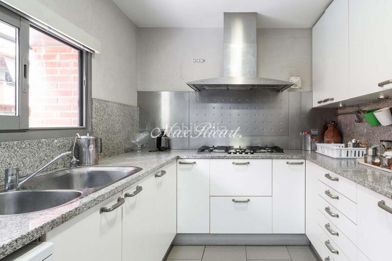 Foto 49b62800-7a18-4033-853e-3ac8e109b8d4. Alquiler piso alquiler de piso en calle de can ràbia. en Barcelona