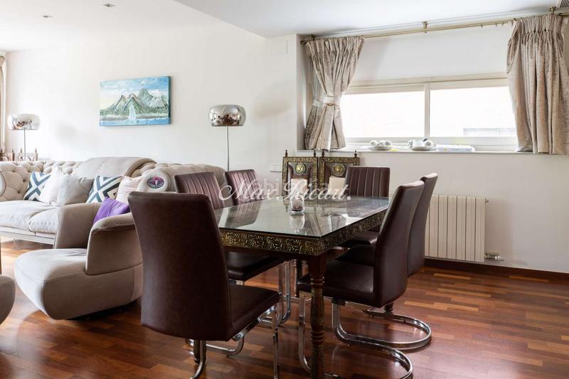 Foto 45ed30d3-0d29-4b76-b01d-d9d6547df2e7. Miete etagenwohnung mit heizung parking in Tres Torres Barcelona