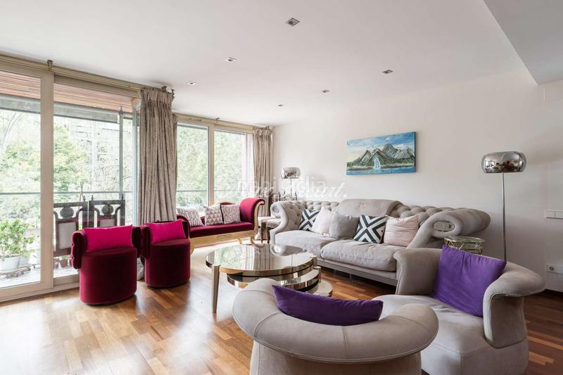 Foto ccffc3e9-b098-4a30-be48-ee08d1c772ec. Miete etagenwohnung mit heizung parking in Tres Torres Barcelona