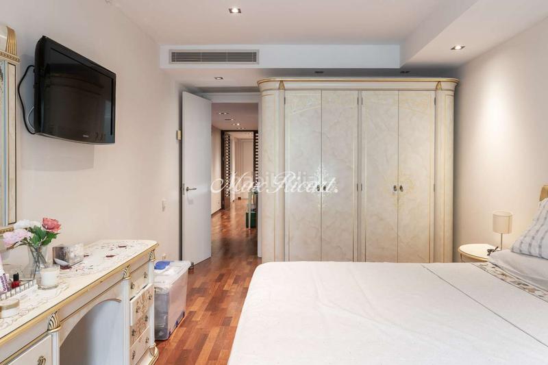 Foto aa104022-dc3f-477b-997c-479261c448d1. Rent flat with heating parking in Tres Torres Barcelona