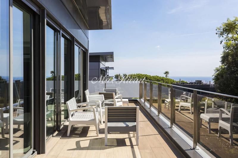 Foto 0e32938c-b1c1-4b11-a328-f67d5d801b62. Casa amb calefacció aparcament piscina a Sarrià Barcelona