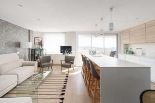 Lloguer Pis  N/a. Lujosa vivienda con vistas a la ciudad